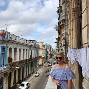 Meet your Posher, Mlkh